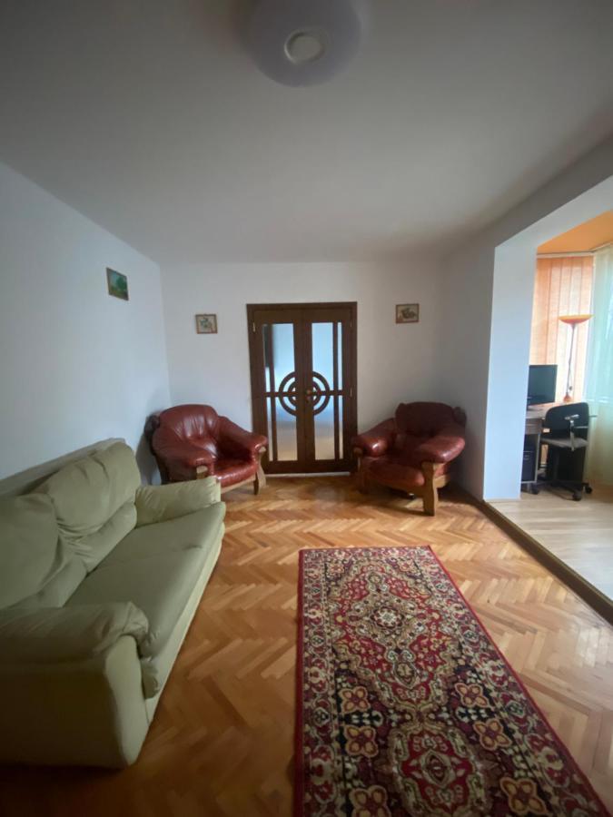 Maria'S Apartments Târgu-Mureş Exteriör bild
